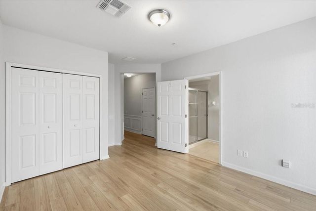 5026 TIDEVIEW CIRCLE 12, Orlando, FL 32819