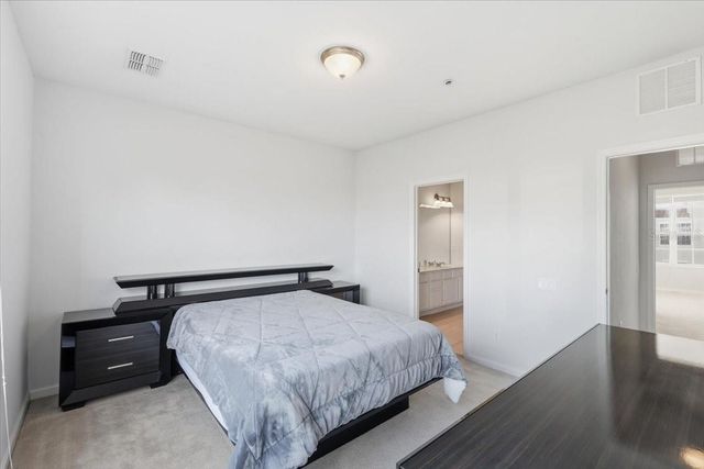 5026 TIDEVIEW CIRCLE 12, Orlando, FL 32819