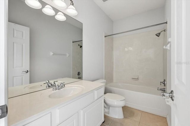 5026 TIDEVIEW CIRCLE 12, Orlando, FL 32819