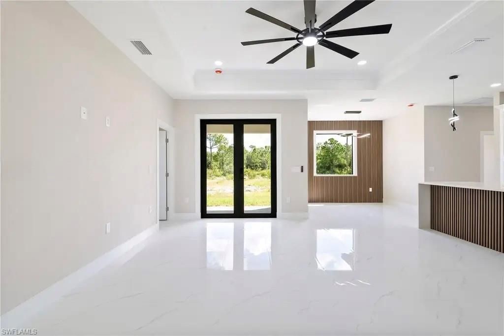 218 Irving AVE, LEHIGH ACRES, FL 33936 — photo 2
