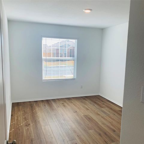 104 Perfect World LOOP, Jarrell, TX 76537