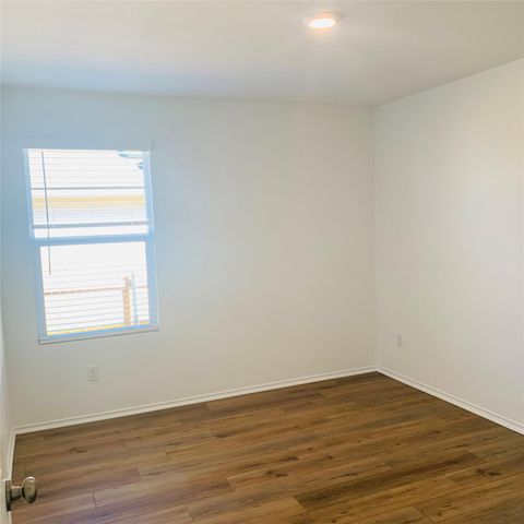 104 Perfect World LOOP, Jarrell, TX 76537