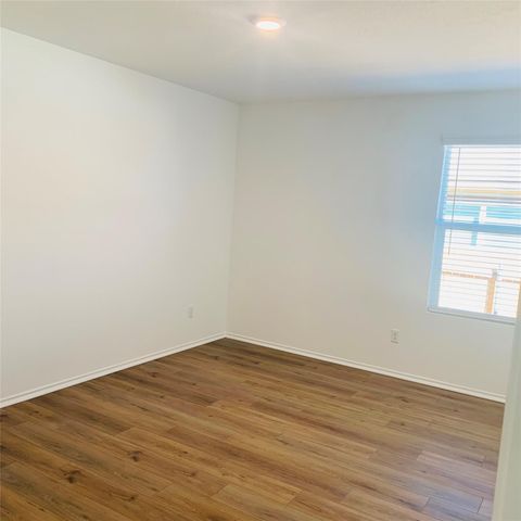 104 Perfect World LOOP, Jarrell, TX 76537