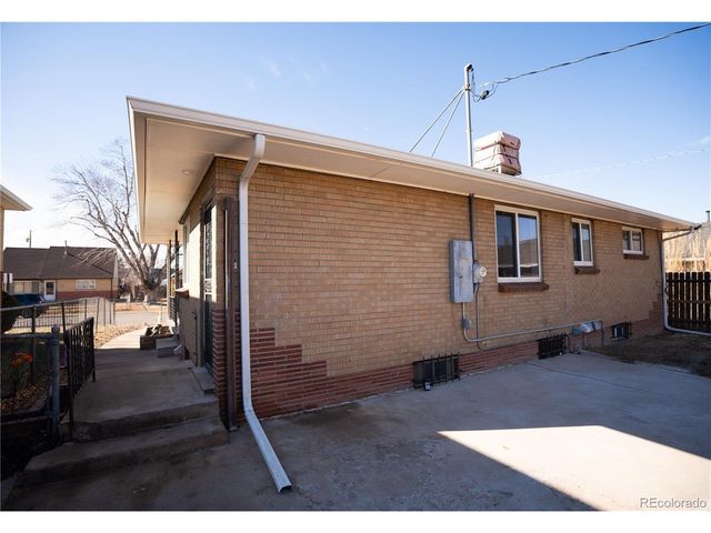 3640 Fairfax St, Denver, CO 80207