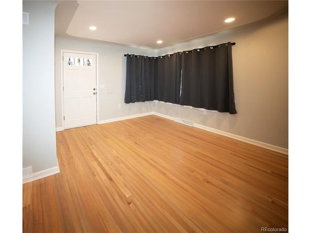 3640 Fairfax St, Denver, CO 80207