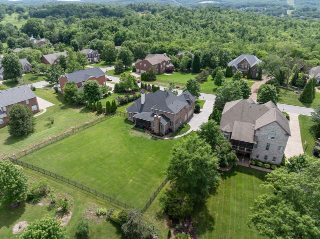 9968 Lodestone Dr, Brentwood, TN 37027
