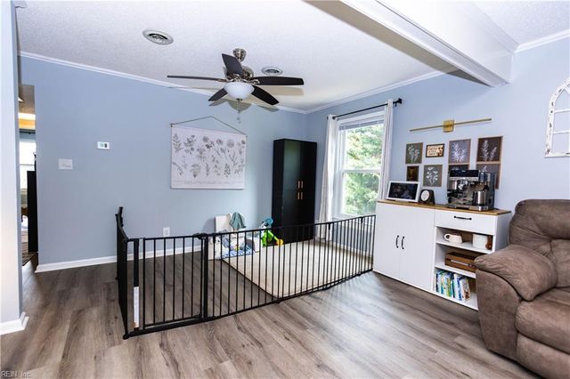 100 Burnt Bridge Way Apt E, Yorktown, VA 23692