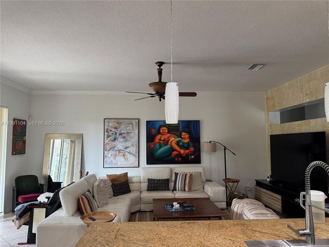 1137 Croton Ct, Weston, FL 33327