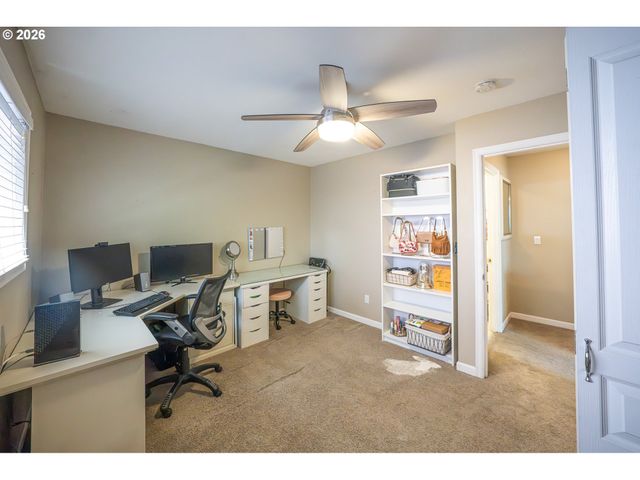 2136 Se HAWTHORNE Blvd 10, Portland, OR 97214