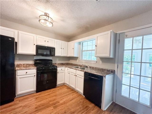 3167 River Oak Road, Decatur, GA 30034