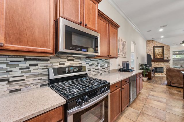 2778 Safe Harbor Drive, Lewisville, TX 75056