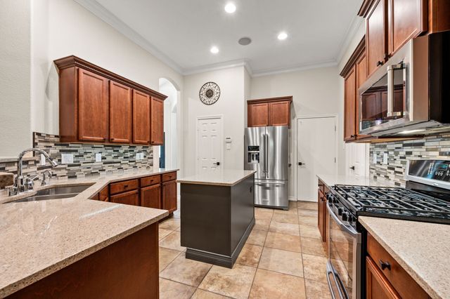 2778 Safe Harbor Drive, Lewisville, TX 75056