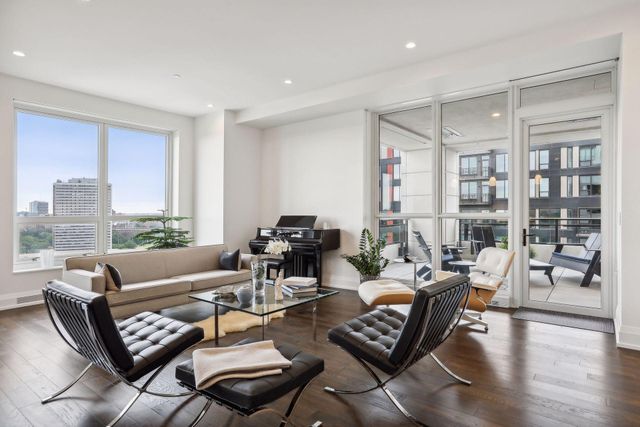 1111 W River Parkway 12E, Minneapolis, MN 55415