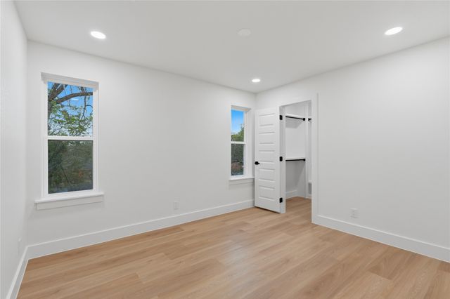 2331 Lowery Street, Dallas, TX 75215