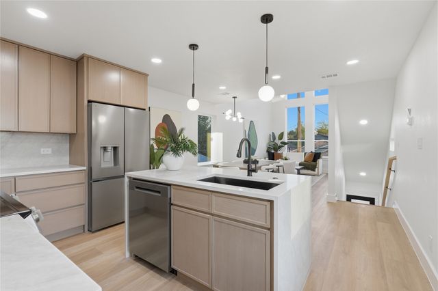 2331 Lowery Street, Dallas, TX 75215