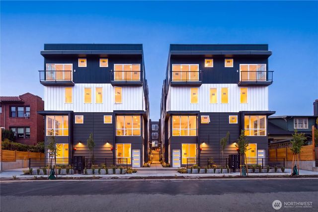 2328 B Franklin Avenue E, Seattle, WA 98102