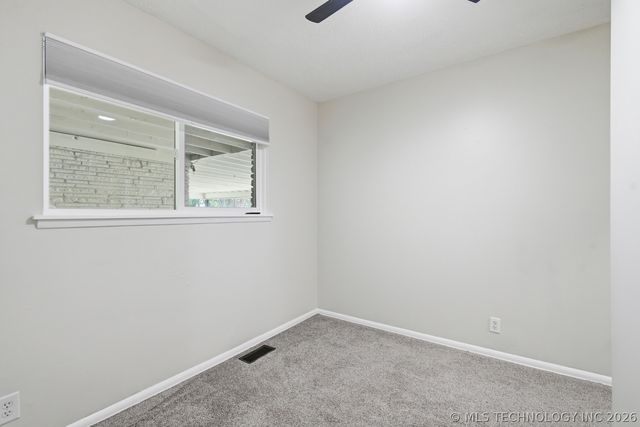 2187 S 76th East Avenue, Tulsa, OK 74129