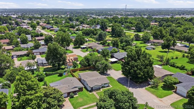 2187 S 76th East Avenue, Tulsa, OK 74129