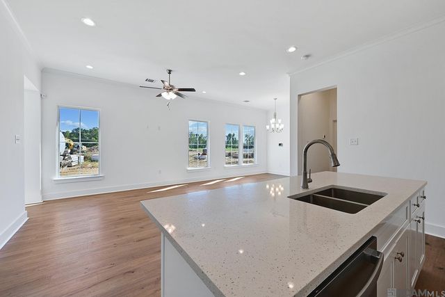 9646 Creekview Dr, Baton Rouge, LA 70836