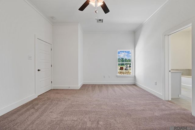 9646 Creekview Dr, Baton Rouge, LA 70836
