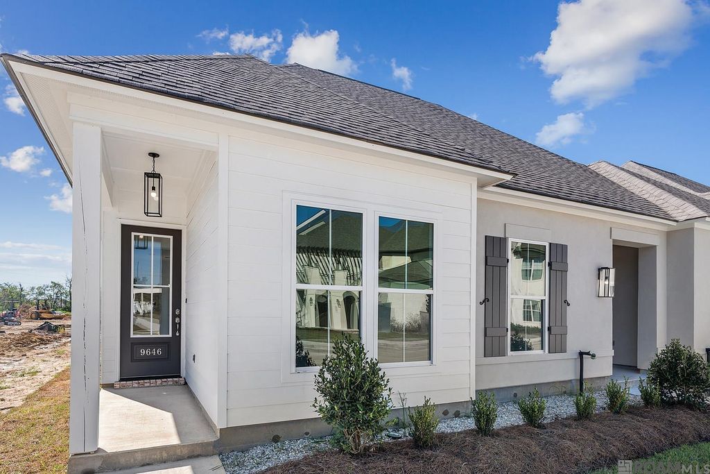9646 Creekview Dr, Baton Rouge, LA 70836