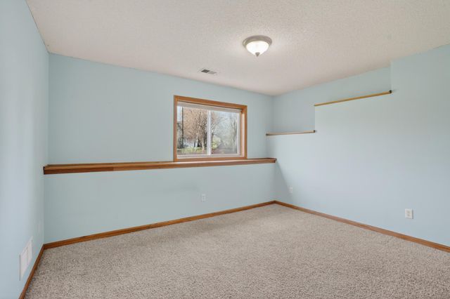 13822 Evergreen Street NW, Andover, MN 55304