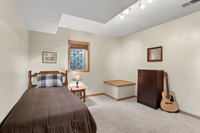 13822 Evergreen Street NW, Andover, MN 55304