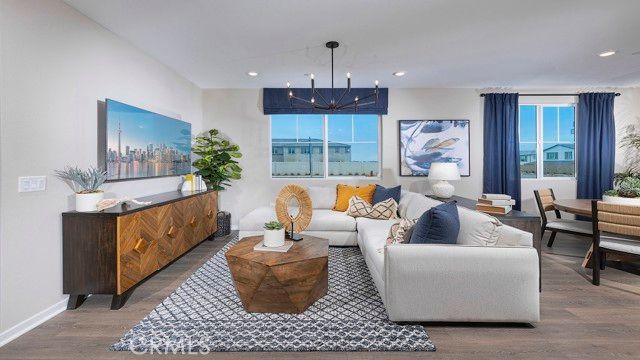 33203 Opal Glass Drive, Los Angeles, CA 92596