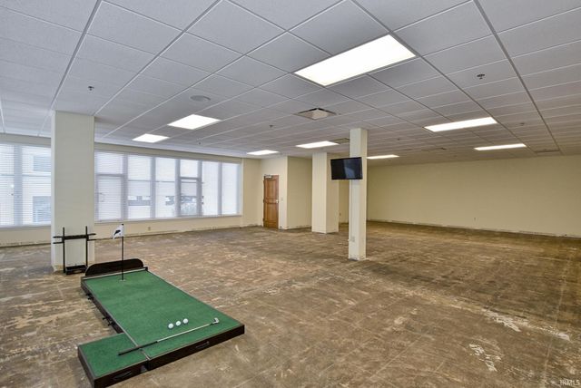 101 SE 3rd St Apt 3E, Evansville, IN 47708