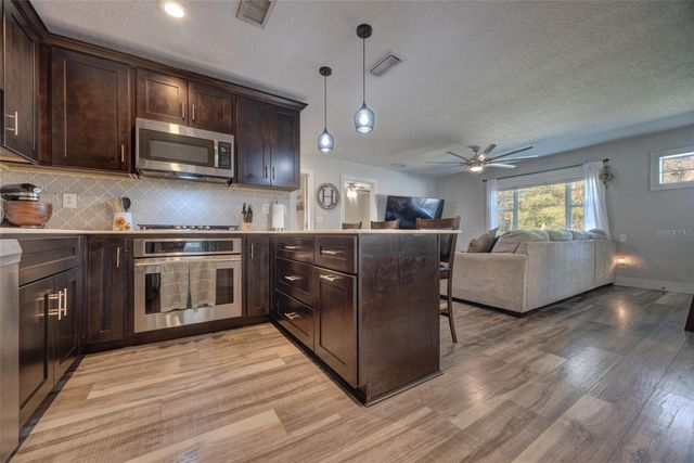 1108 E WINNEMISSETT AVENUE, Deland, FL 32724