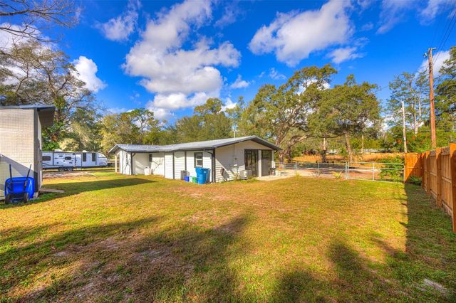 1108 E WINNEMISSETT AVENUE, Deland, FL 32724