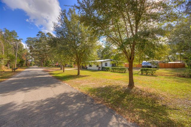 1108 E WINNEMISSETT AVENUE, Deland, FL 32724