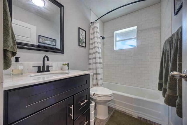 1108 E WINNEMISSETT AVENUE, Deland, FL 32724