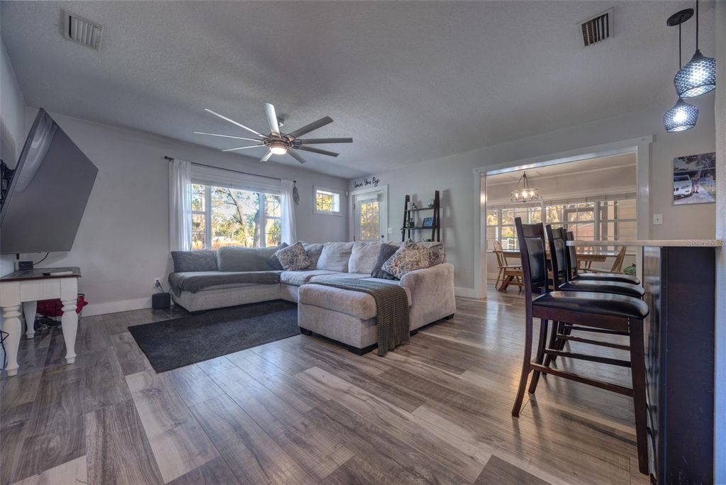 Image 6 of property listing at 1108 E WINNEMISSETT AVENUE, Deland, FL 32724