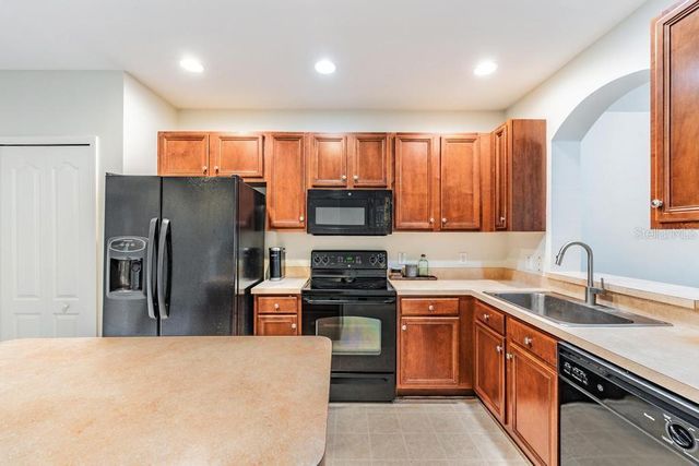 12441 FOXMOOR PEAK DRIVE, Riverview, FL 33579