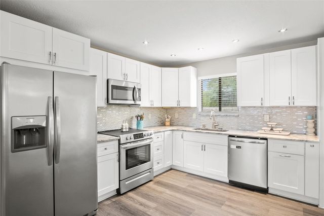 1748 SUN RIDGE DRIVE, Apopka, FL 32703