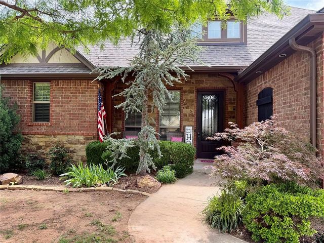 1308 Glenmere Court, Edmond, OK 73003