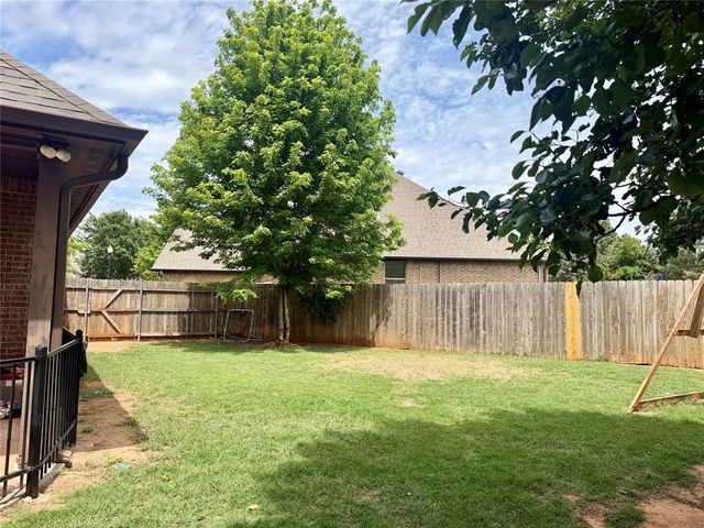 1308 Glenmere Court, Edmond, OK 73003