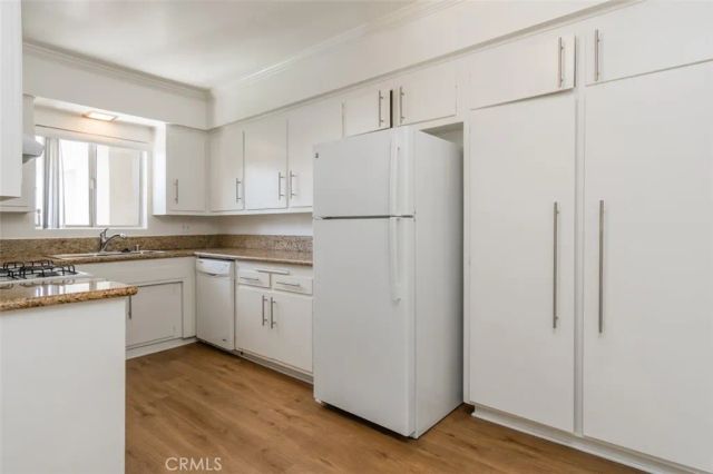4653 fulton 16, Sherman Oaks, CA 91423