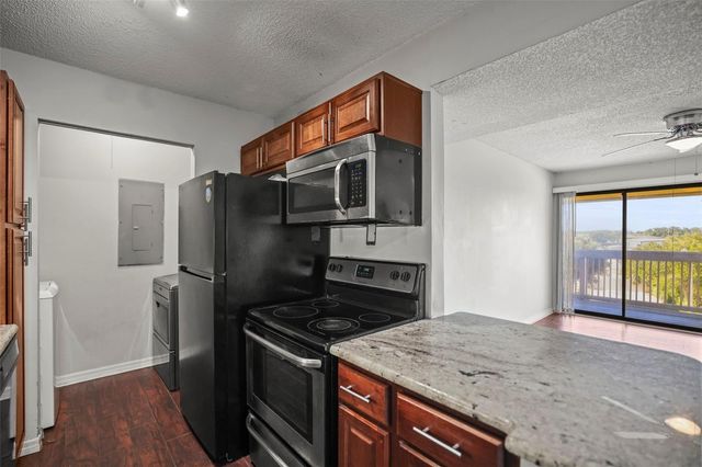455 ALT 19 S 175, Palm Harbor, FL 34683