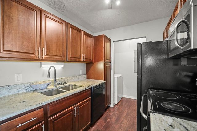 455 ALT 19 S 175, Palm Harbor, FL 34683