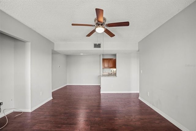 455 ALT 19 S 175, Palm Harbor, FL 34683
