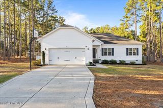 730 W Baltimore Avenue, Pinebluff, NC 28373