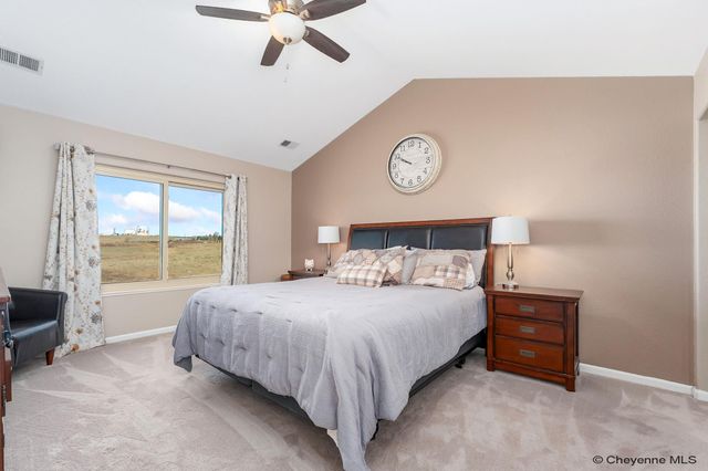 5808 CRESTRIDGE DR, Cheyenne, WY 82009