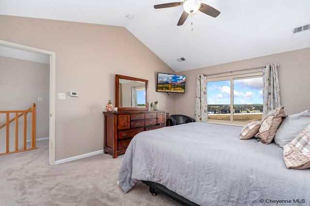 5808 CRESTRIDGE DR, Cheyenne, WY 82009