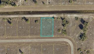 1117 Easton ST E, Lehigh Acres, FL 33974