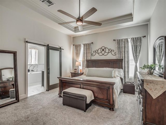 10101 Oakwood Drive, Edmond, OK 73025