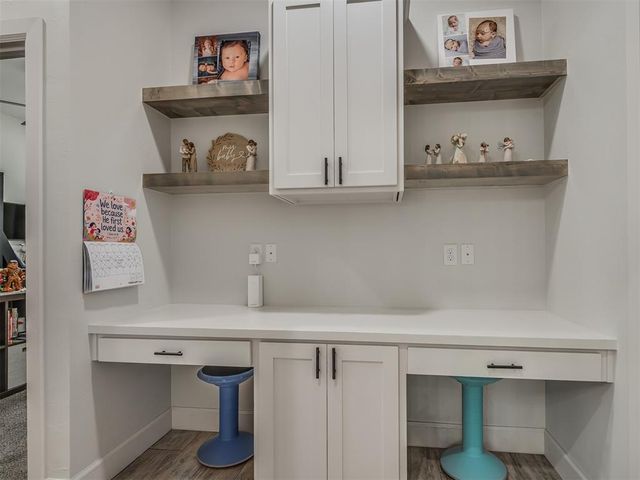 10101 Oakwood Drive, Edmond, OK 73025