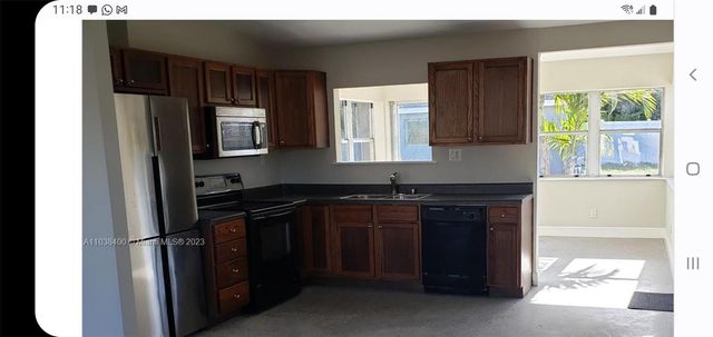 811 S Broadway, Lantana, FL 33462