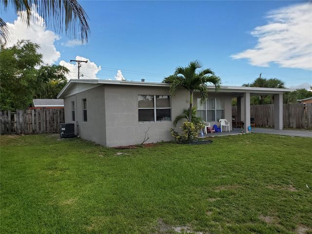 811 S Broadway, Lantana, FL 33462